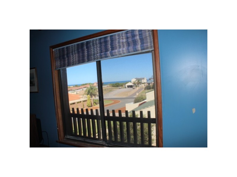 5 Lawson Place, Tarcoola Beach WA 6530