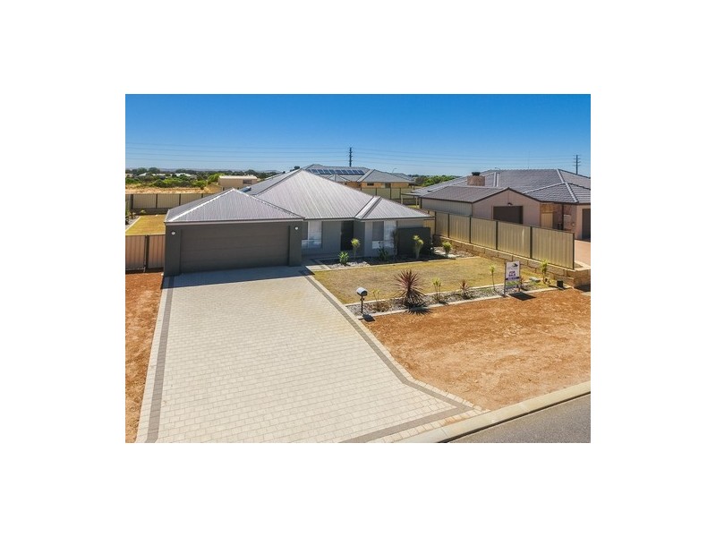 8 Castlefin Road, Utakarra WA 6530