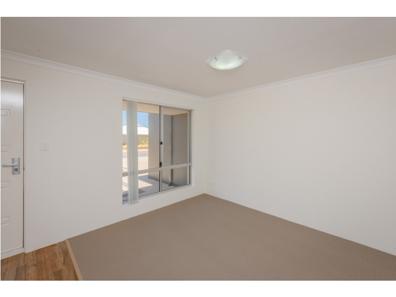 8 Castlefin Road, Utakarra WA 6530