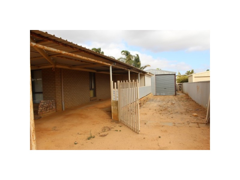 170 Chapman Valley Road, Waggrakine WA 6530