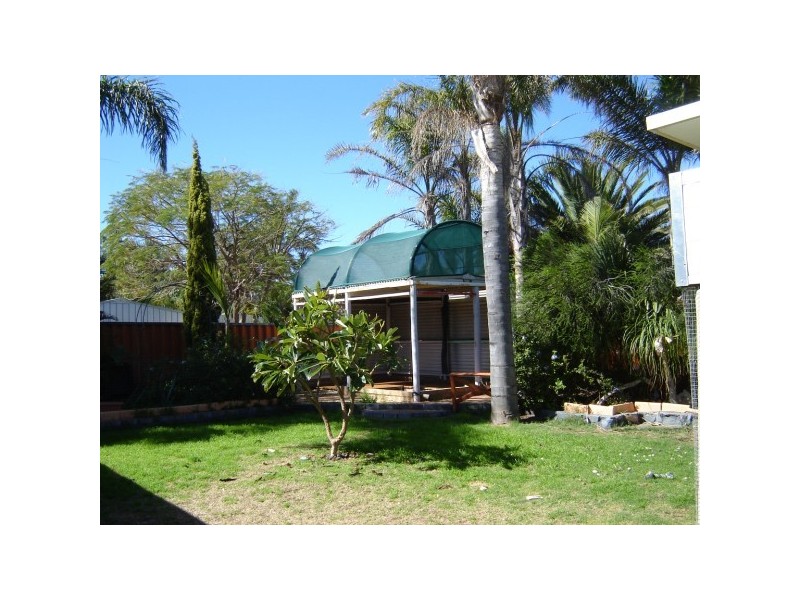 170 Chapman Valley Road, Waggrakine WA 6530