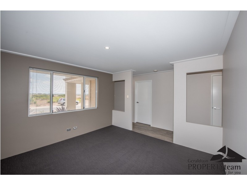 5 Lugger Outlook, Glenfield WA 6532