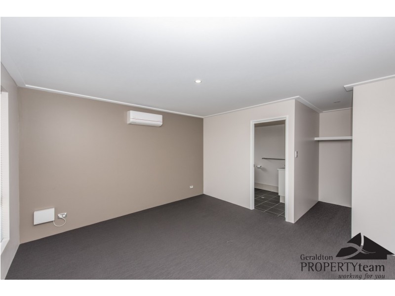 5 Lugger Outlook, Glenfield WA 6532