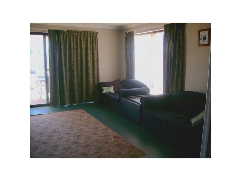 13 Manning Place, Utakarra WA 6530