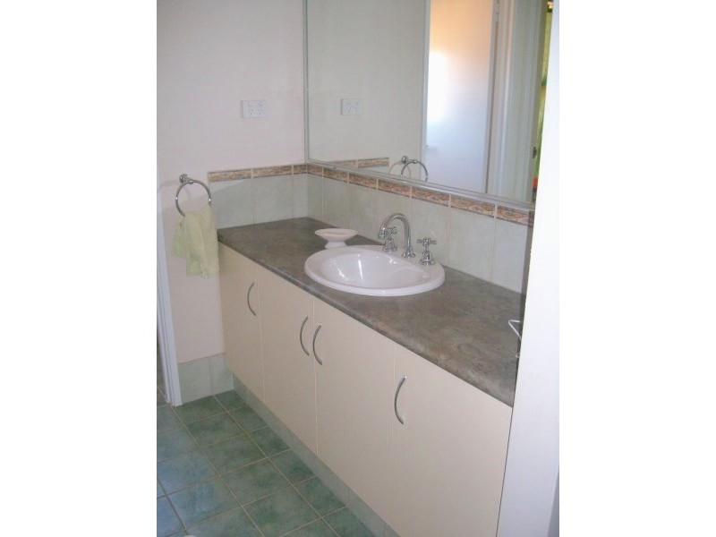 13 Manning Place, Utakarra WA 6530