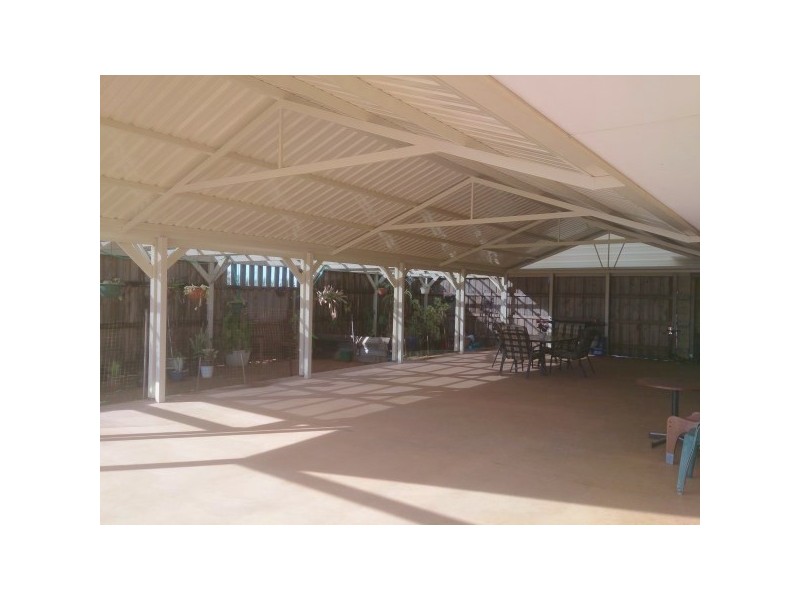 13 Manning Place, Utakarra WA 6530