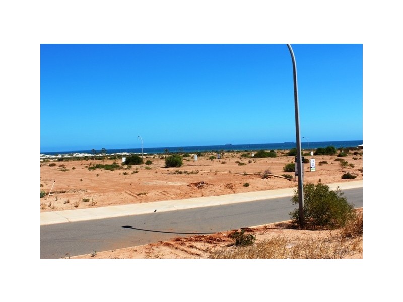 17 Lugger Outlook, Glenfield WA 6532