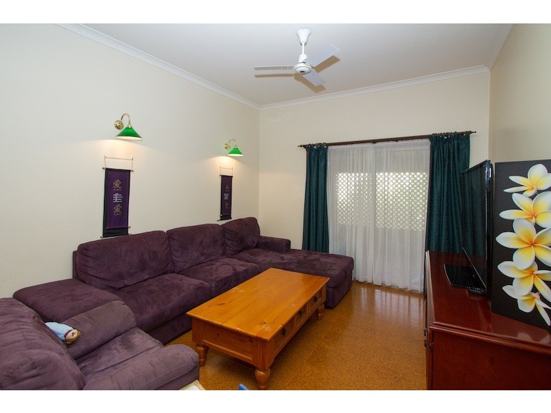 216 Sixth Street, Wonthella WA 6530