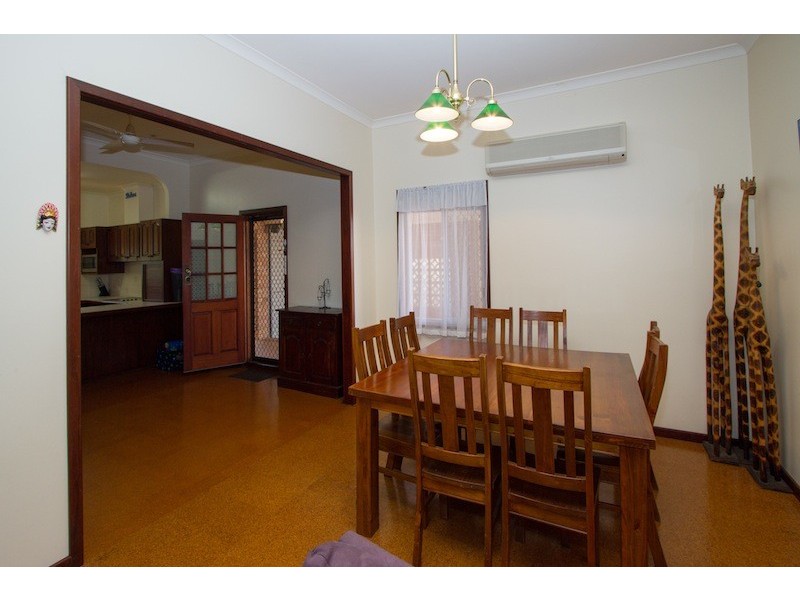 216 Sixth Street, Wonthella WA 6530