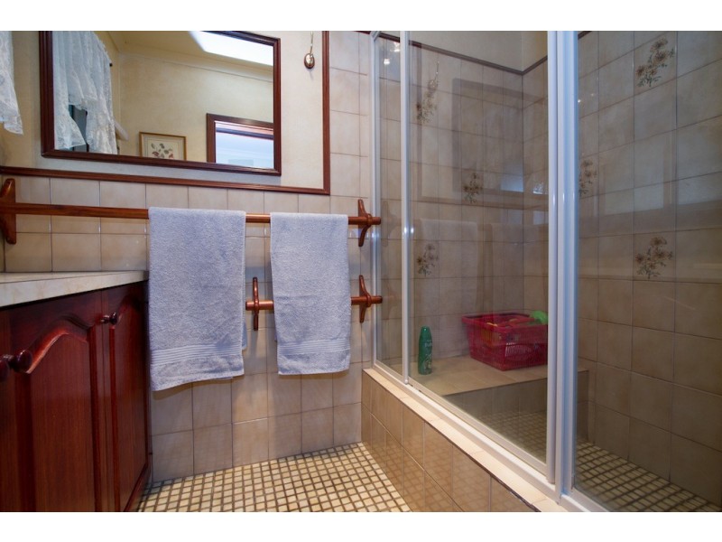 216 Sixth Street, Wonthella WA 6530