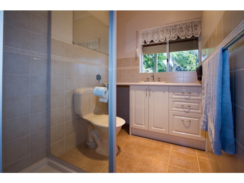 216 Sixth Street, Wonthella WA 6530