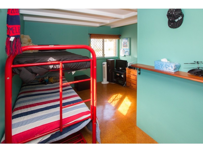 216 Sixth Street, Wonthella WA 6530