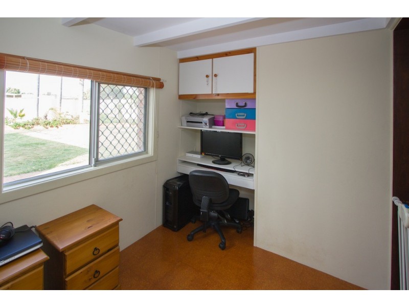 216 Sixth Street, Wonthella WA 6530