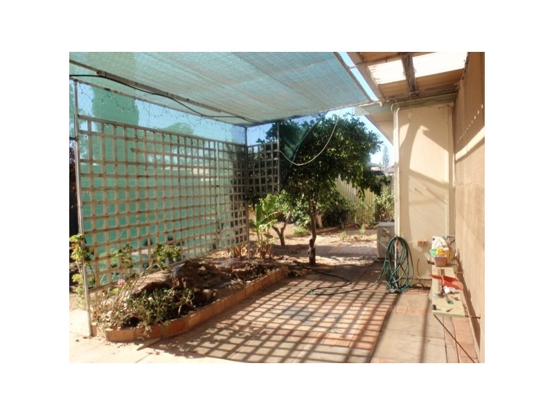 25 Felicia Street, Rangeway WA 6530