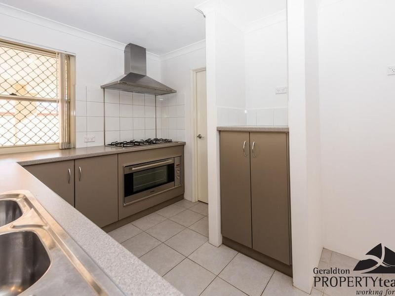 19 Barnacle Road, Drummond Cove WA 6532