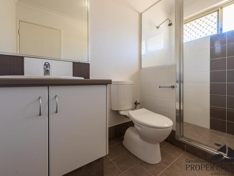 19 Barnacle Road, Drummond Cove WA 6532