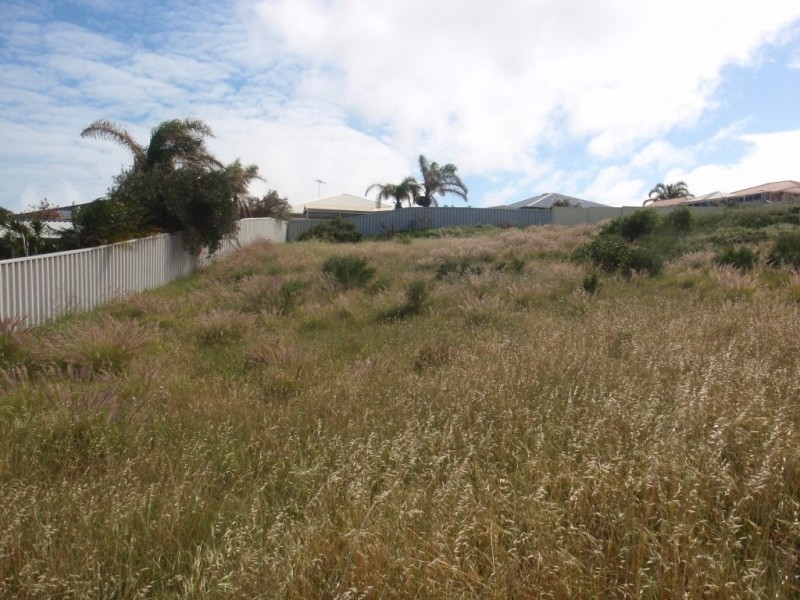 15 Pelican Rise, Wandina WA 6530