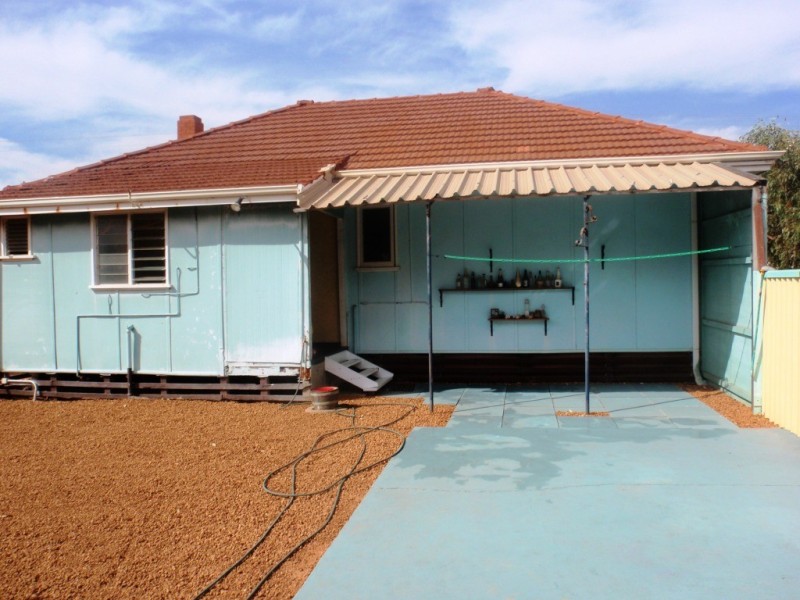 36 Crowther Street, Beachlands WA 6530