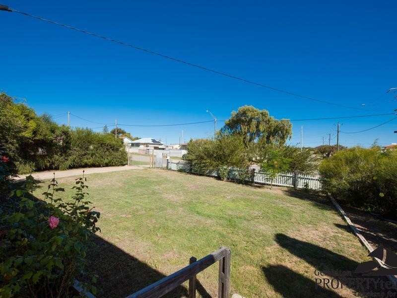 37 Abelia Street, Rangeway WA 6530
