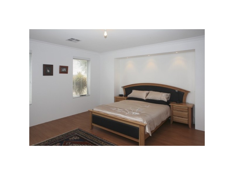 3 Crusader Heights, Wandina WA 6530