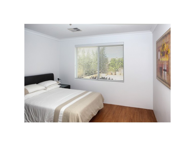 3 Crusader Heights, Wandina WA 6530