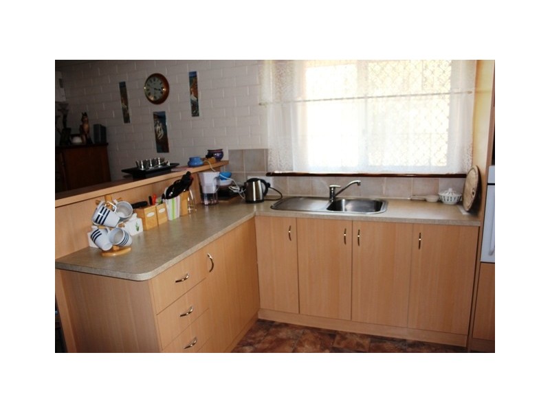 145A Railway Street, Bluff Point WA 6530