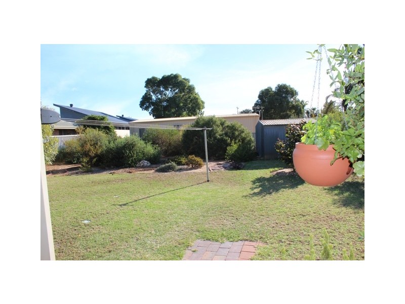 145A Railway Street, Bluff Point WA 6530