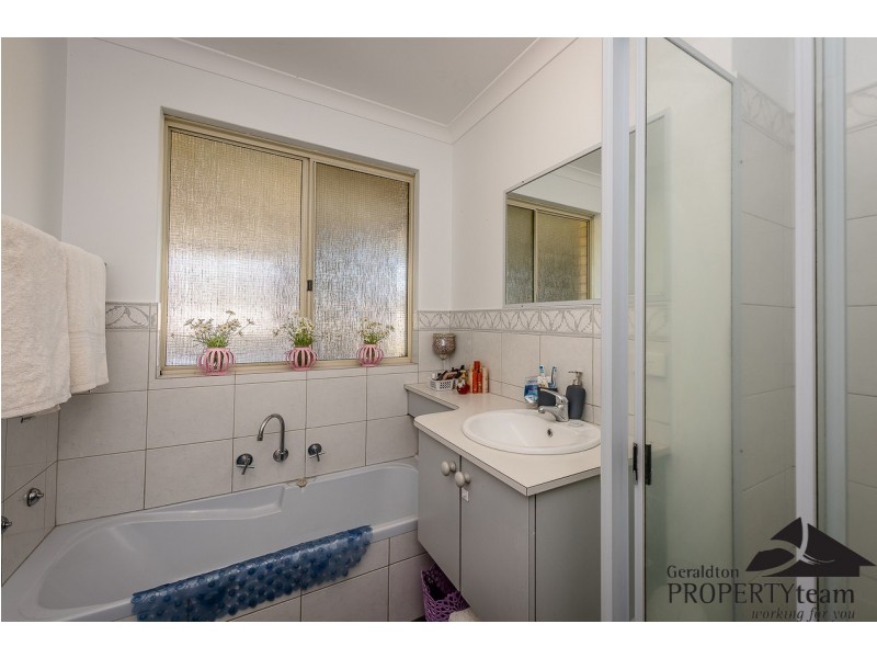 50 McAleer Drive, Mahomets Flats WA 6530