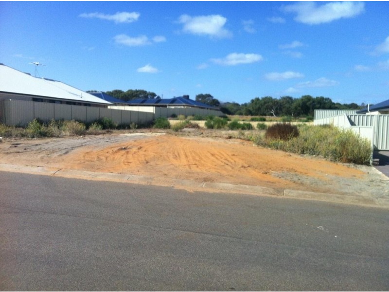 27 Windward Way, Drummond Cove WA 6532