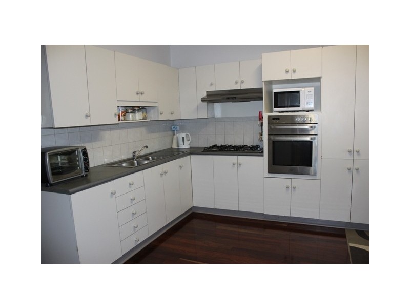 205 Fifth Street, Wonthella WA 6530