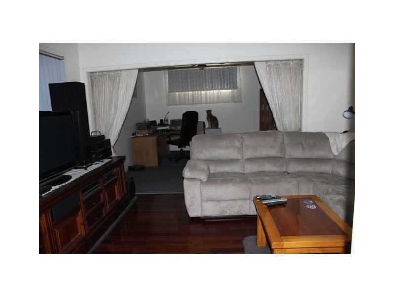 205 Fifth Street, Wonthella WA 6530