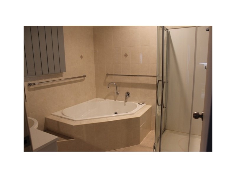 205 Fifth Street, Wonthella WA 6530