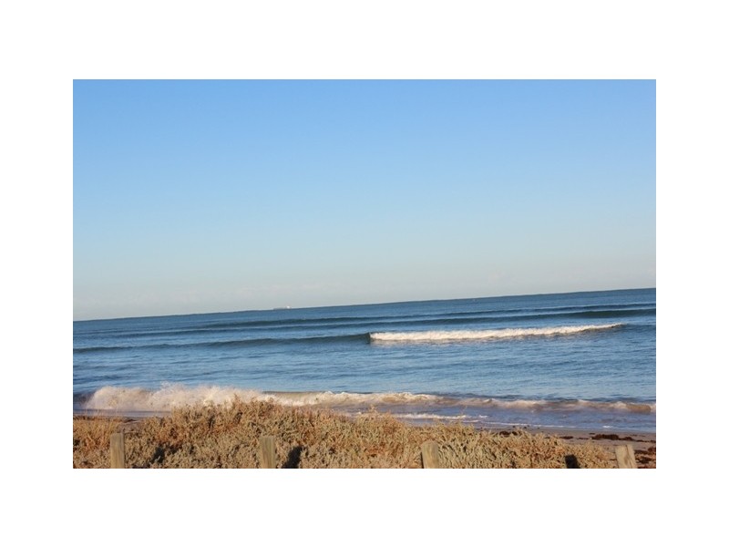 20 Malcolm  Street, Bluff Point WA 6530