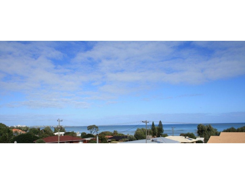 20 Malcolm  Street, Bluff Point WA 6530