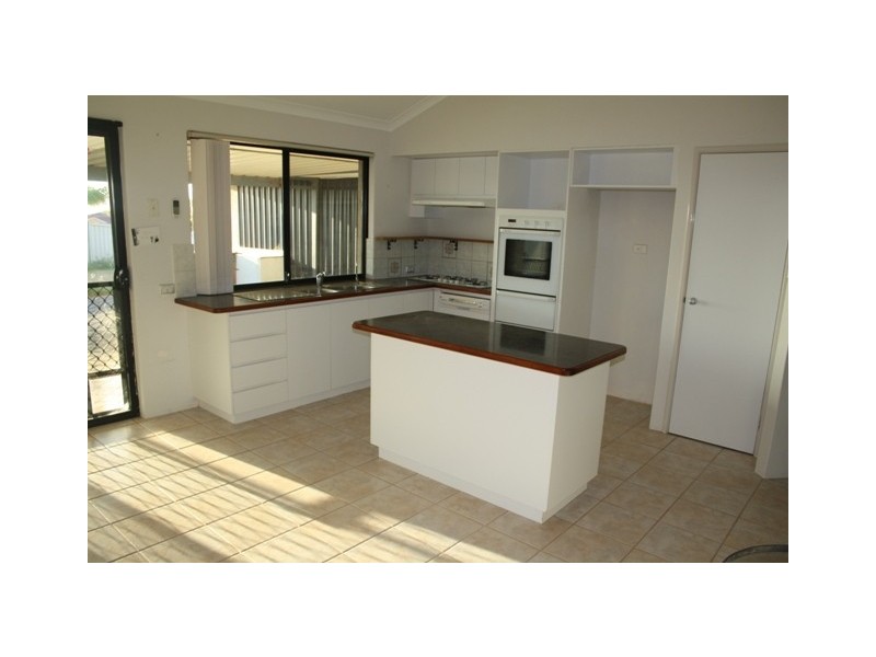 4 Nautical Lookout, Drummond Cove WA 6532