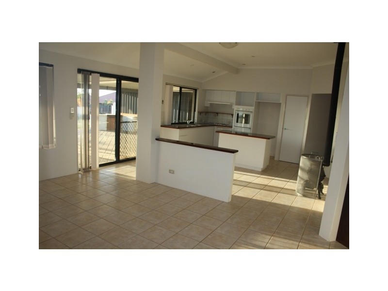 4 Nautical Lookout, Drummond Cove WA 6532