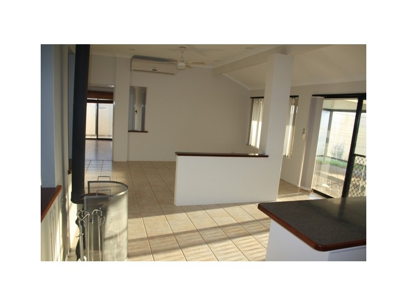 4 Nautical Lookout, Drummond Cove WA 6532