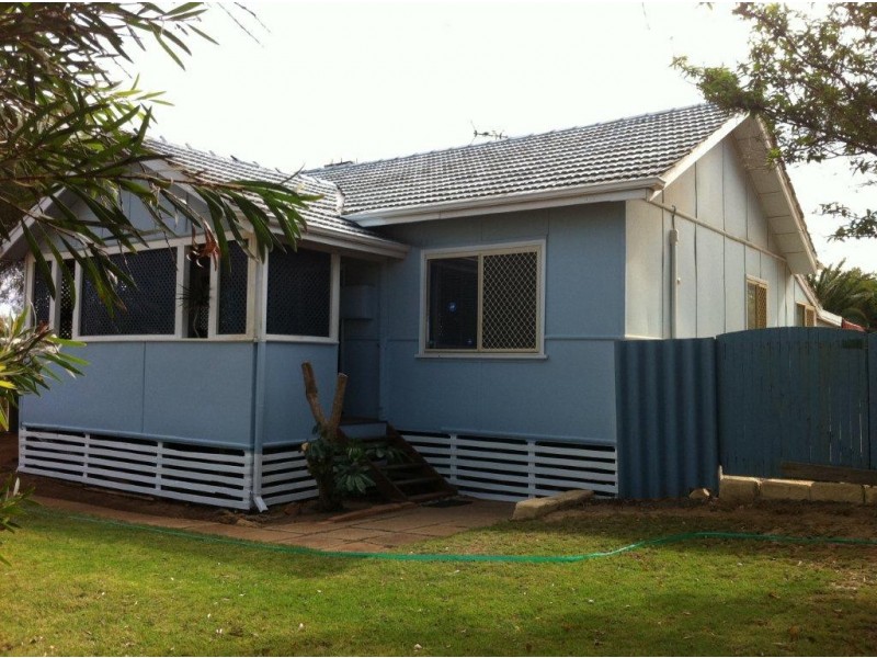 15 Dampier Street, Beachlands WA 6530