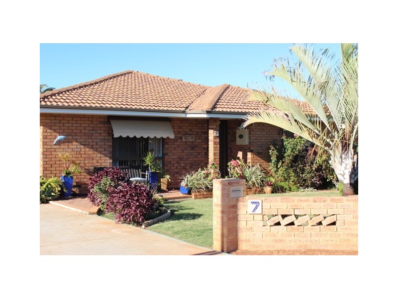 7 Batavia Place, Mahomets Flats WA 6530