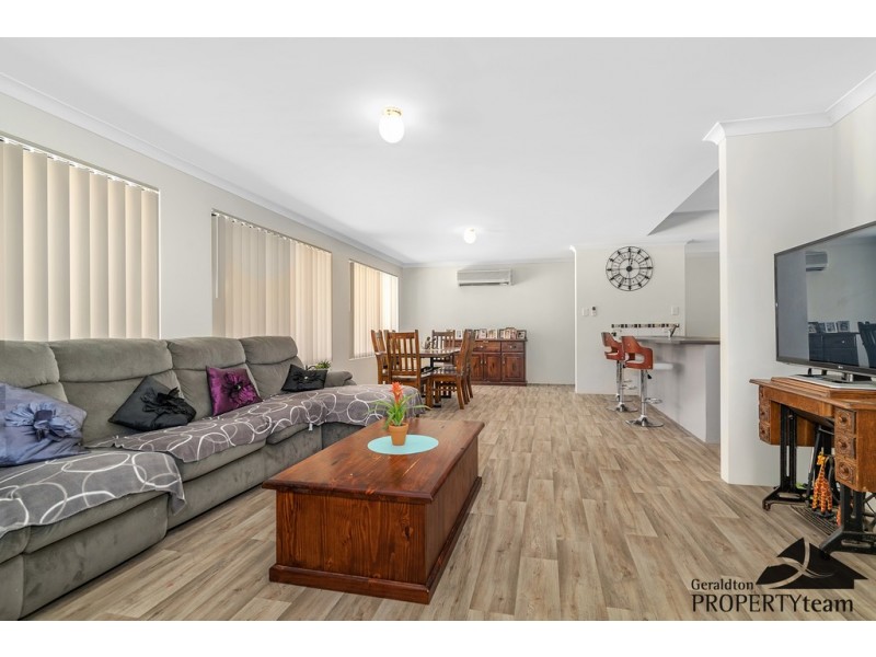 41 Sutcliffe Road, Waggrakine WA 6530