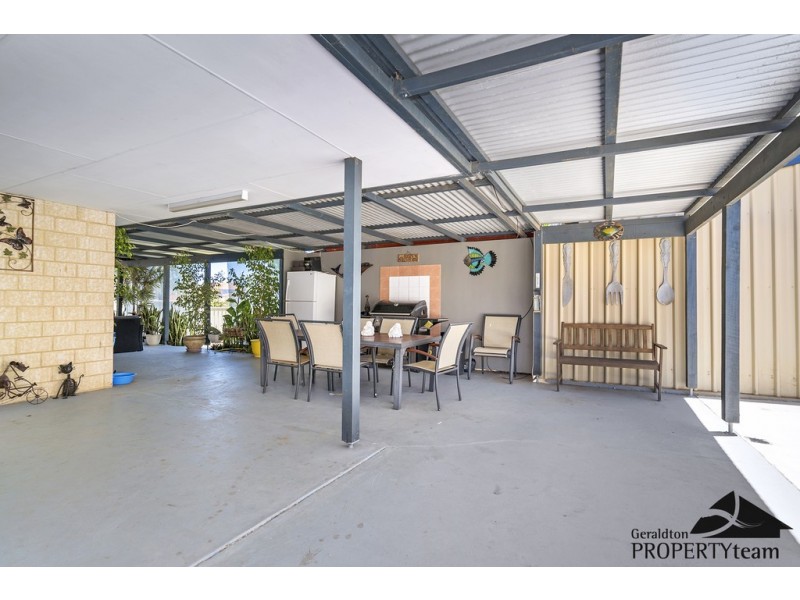 41 Sutcliffe Road, Waggrakine WA 6530