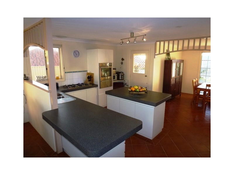 12 Seahaven View, Drummond Cove WA 6532