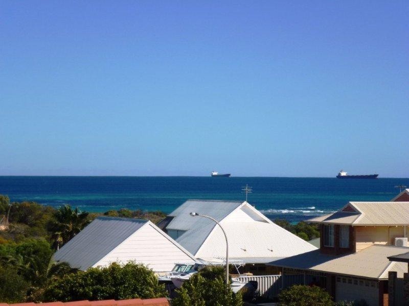 12 Seahaven View, Drummond Cove WA 6532