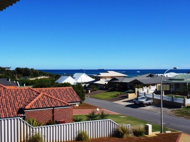12 Seahaven View, Drummond Cove WA 6532