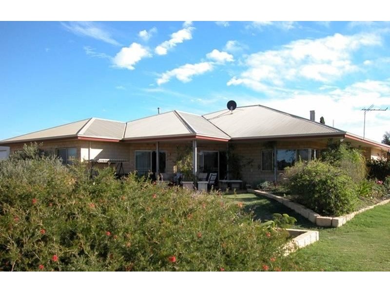 33 Evans Road, Walkaway WA 6528