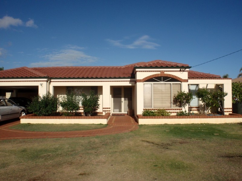 9 Batavia Place, Mahomets Flats WA 6530