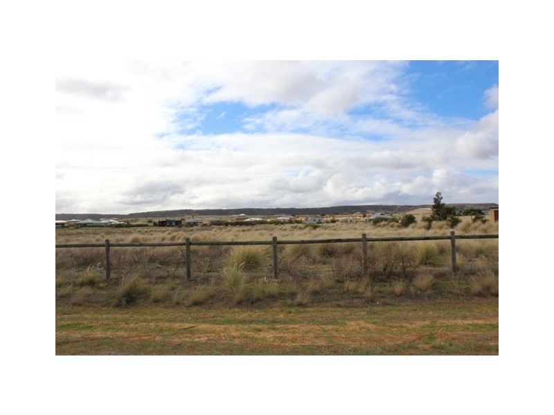 193 Wittenoom Circle, White Peak WA 6532