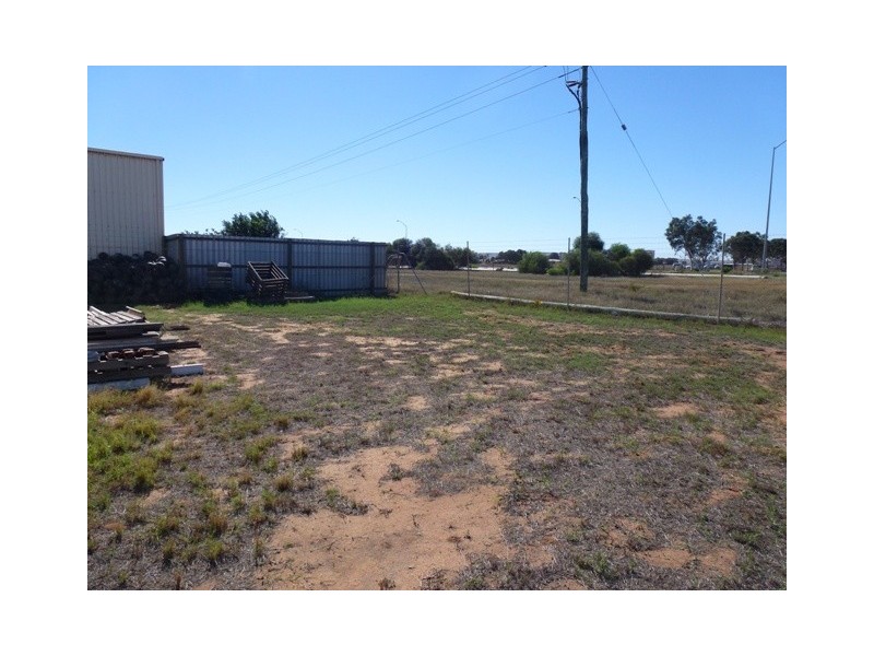 33 Rich Maslen Street, Narngulu WA 6532