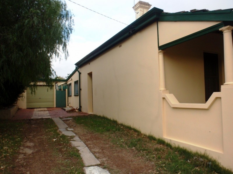 49 Francis Street, Beachlands WA 6530