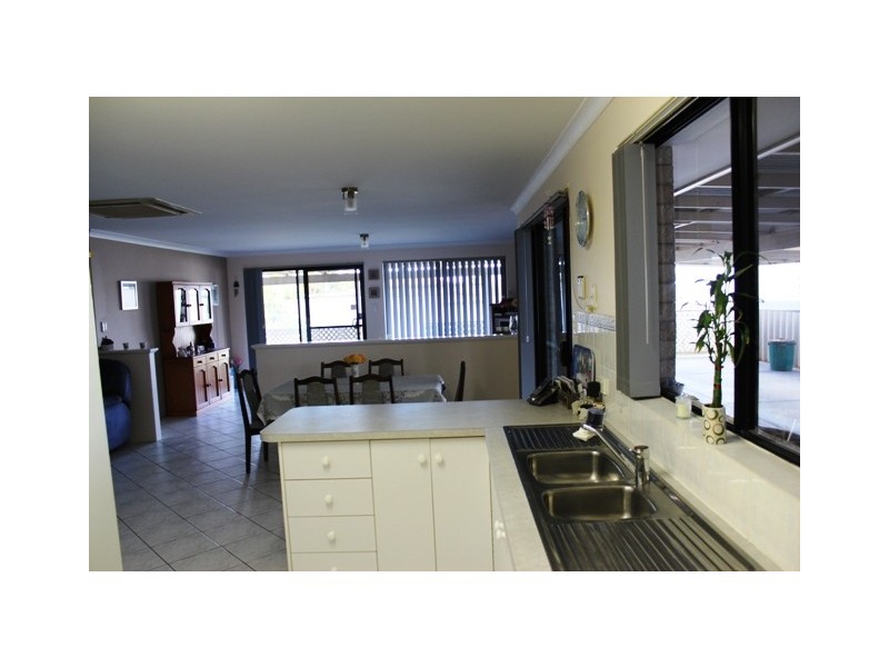 16 Penzance Way, Tarcoola Beach WA 6530